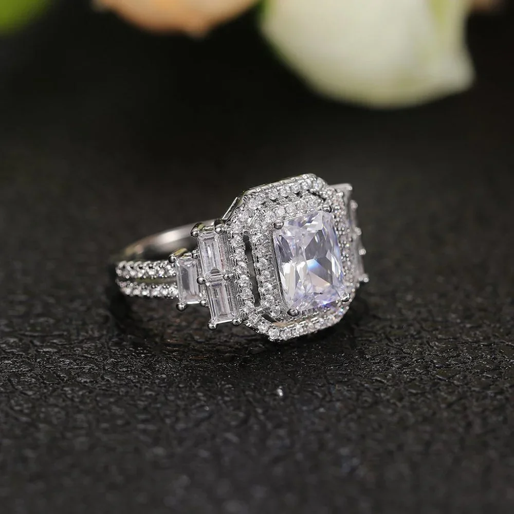 😍Radiant Shiny Cubic Zircon Sumptuous Silver Plated Luxury Wedding Rings, L137